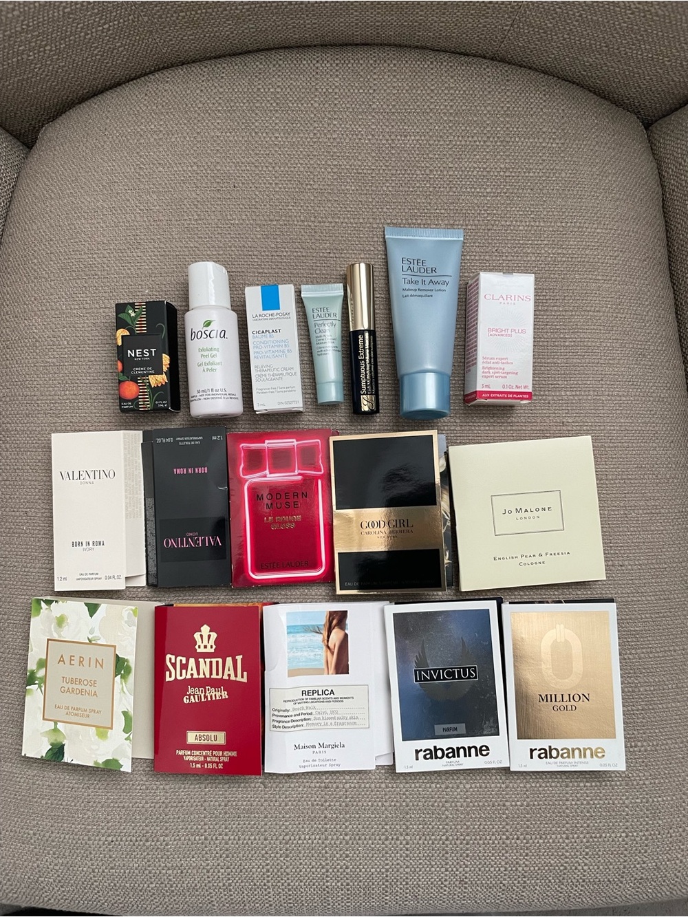 17 Assorted Beauty & Fragrance Sample Lot - Multiple Brands